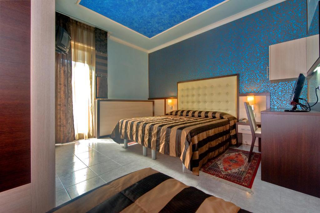 Hotel Hollywood***S Лидо-ди-Езоло Номер фото
